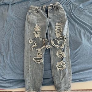 American eagle Mom jeans